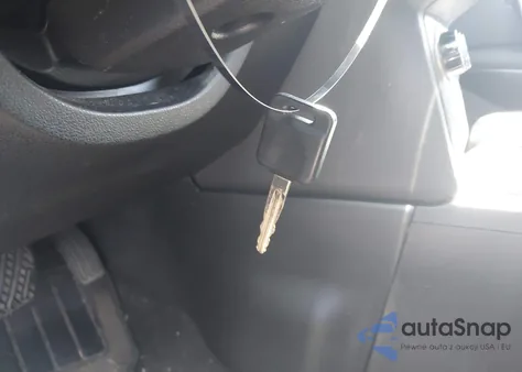 2013 Nissan Rogue S z USA, uszkodzony, nr VIN JN8AS5MVXDW604129